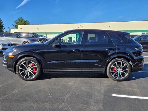 2024 Porsche Cayenne S