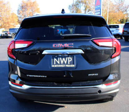 2024 GMC Terrain SLT