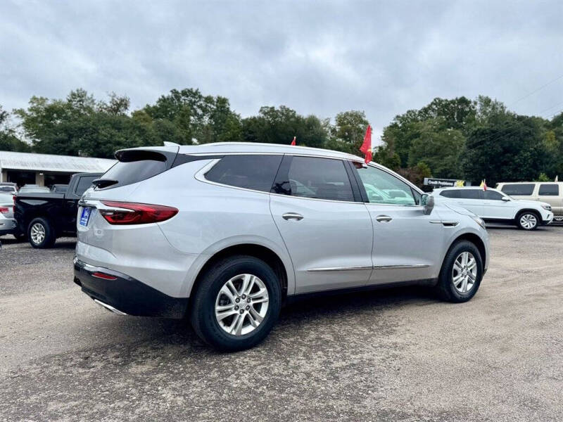 2020 Buick Enclave Essence