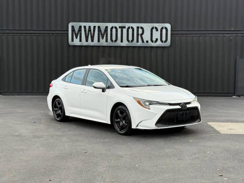 2022 Toyota Corolla LE's photo