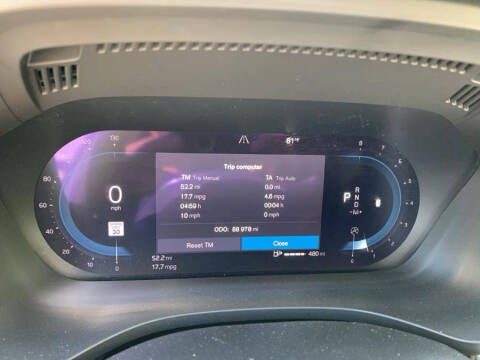 2022 Volvo XC60 B5 Momentum