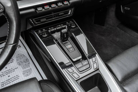 2020 Porsche 911 Carrera