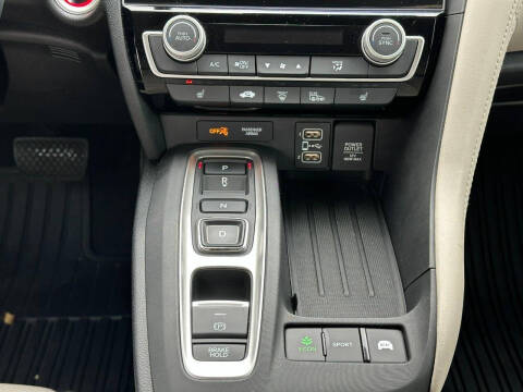 2022 Honda Insight Touring