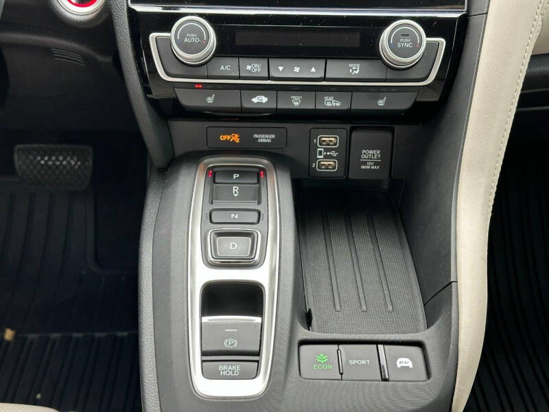 2022 Honda Insight Touring