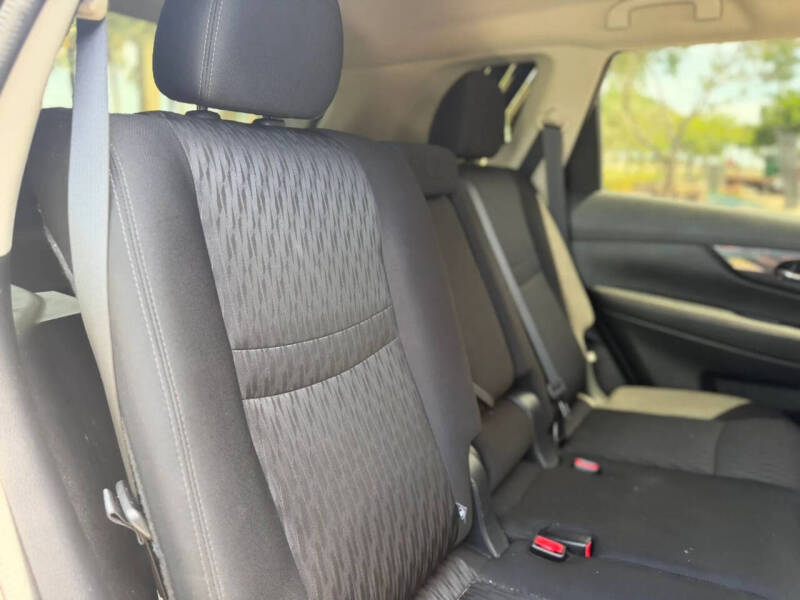 2018 Nissan Rogue