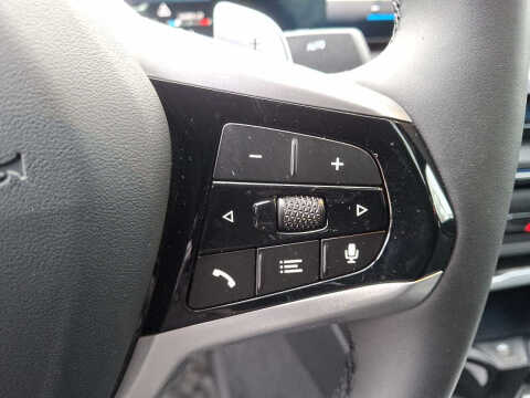 2025 BMW 3 Series 330i xDrive