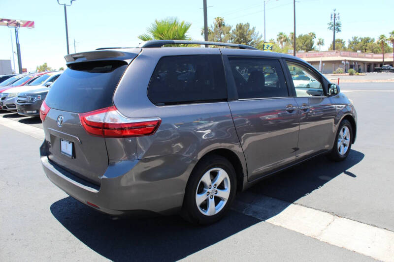 2017 Toyota Sienna
