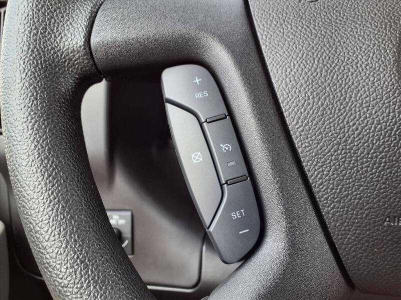 2024 Chevrolet Express LS 3500