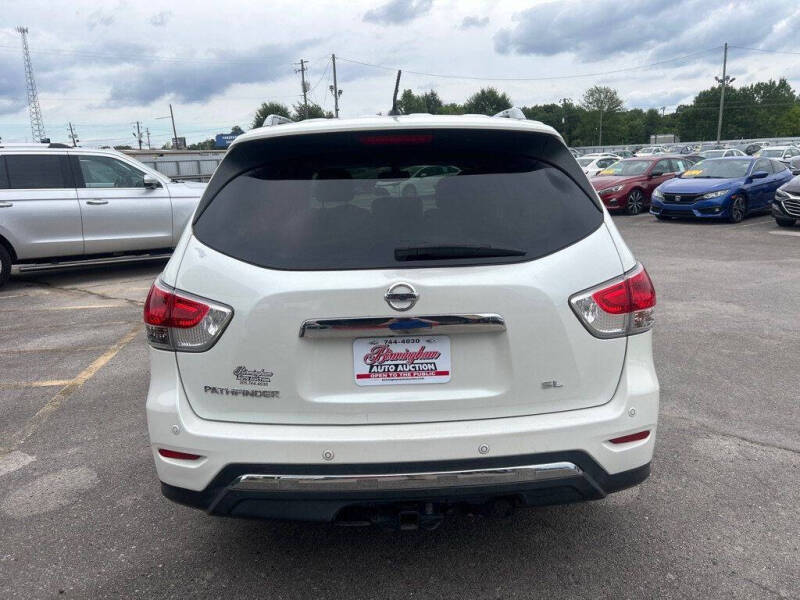 2015 Nissan Pathfinder SL