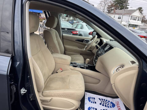 2015 Nissan Pathfinder SV
