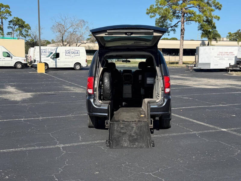 2013 Dodge Grand Caravan SXT