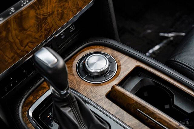 2021 Nissan Armada SL