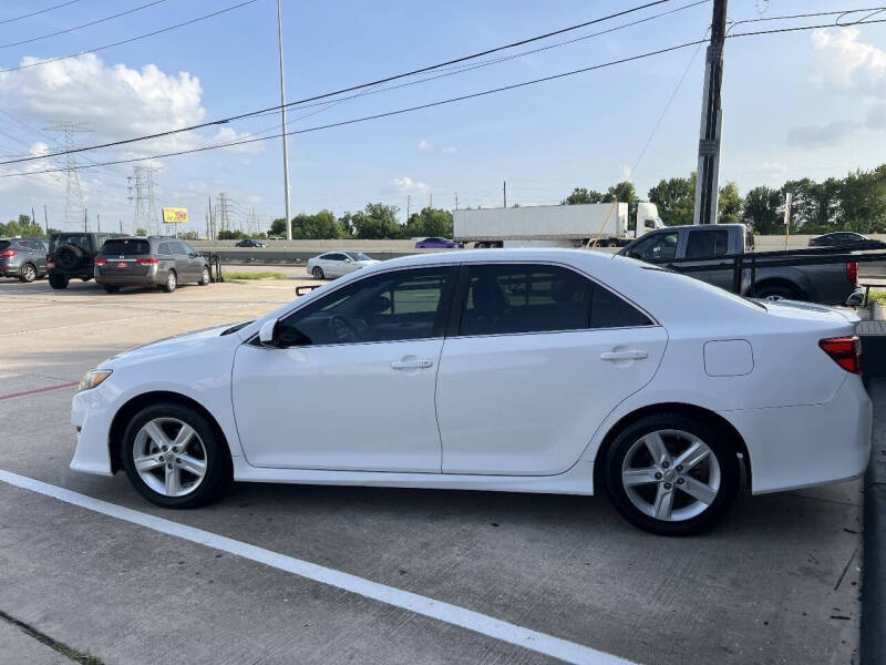 2012 Toyota Camry SE