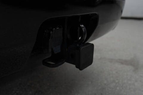 2023 Land Rover Discovery P300 S R-Dynamic