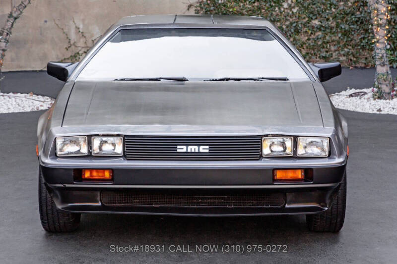 1981 DeLorean DMC-12