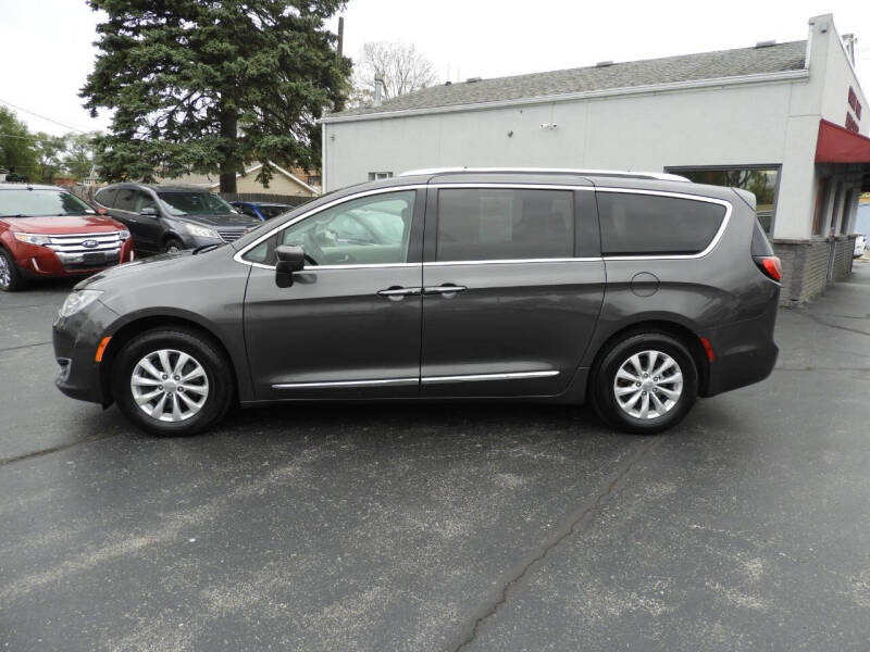 2019 Chrysler Pacifica Touring L