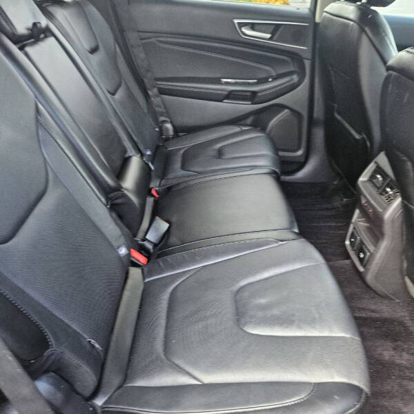 2016 Ford Edge Titanium
