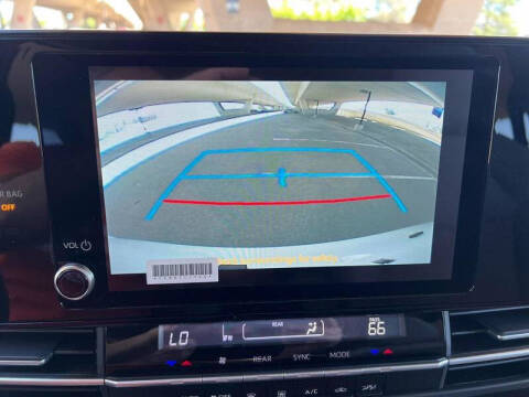 2026 Toyota Sienna LE 8-Passenger