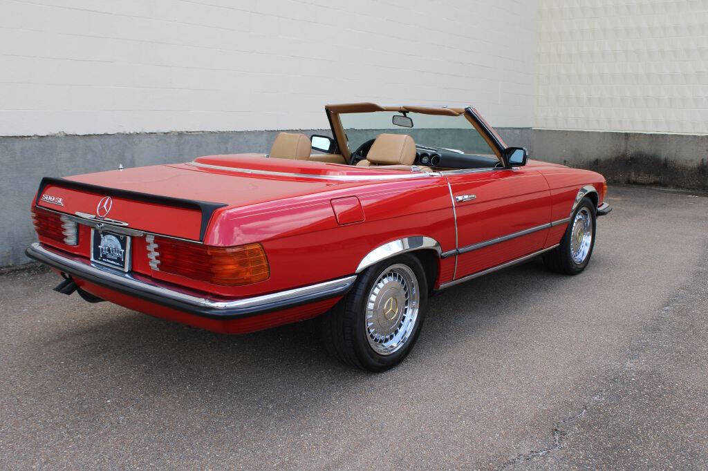 1985 Mercedes-Benz 500-Class 5