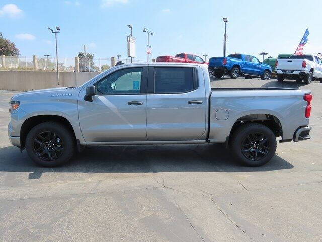 2024 Chevrolet Silverado 1500 Custom