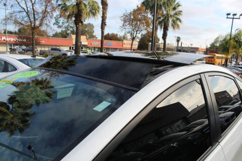 2013 Toyota Prius Three