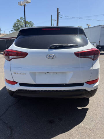 2017 Hyundai Tucson SE