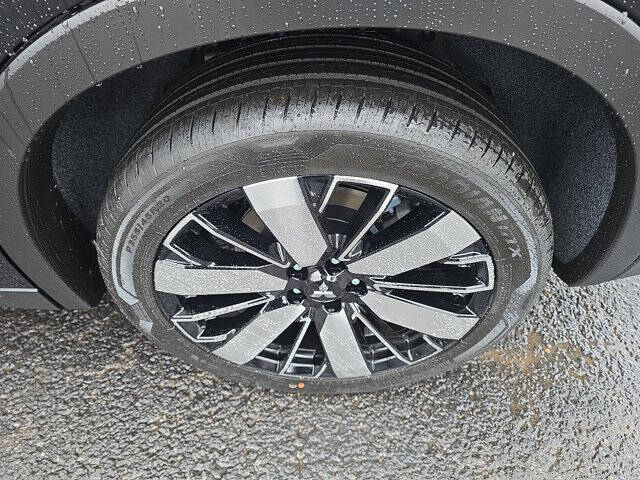 2026 Mitsubishi Outlander SE