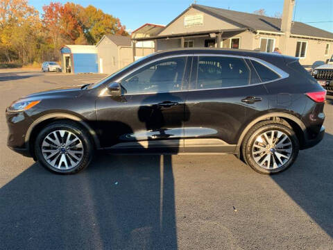 2020 Ford Escape Titanium