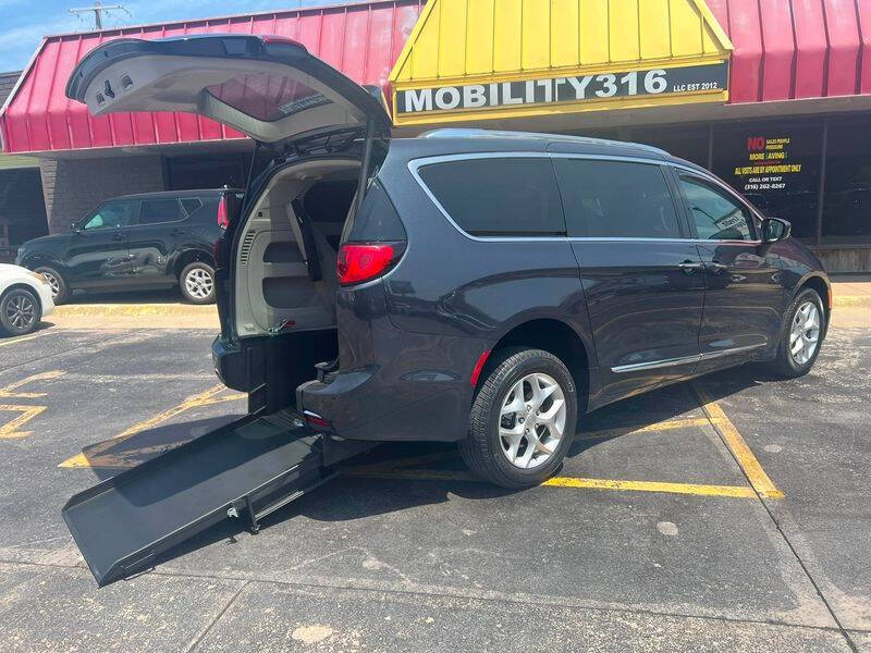 2019 Chrysler Pacifica Touring L Plus