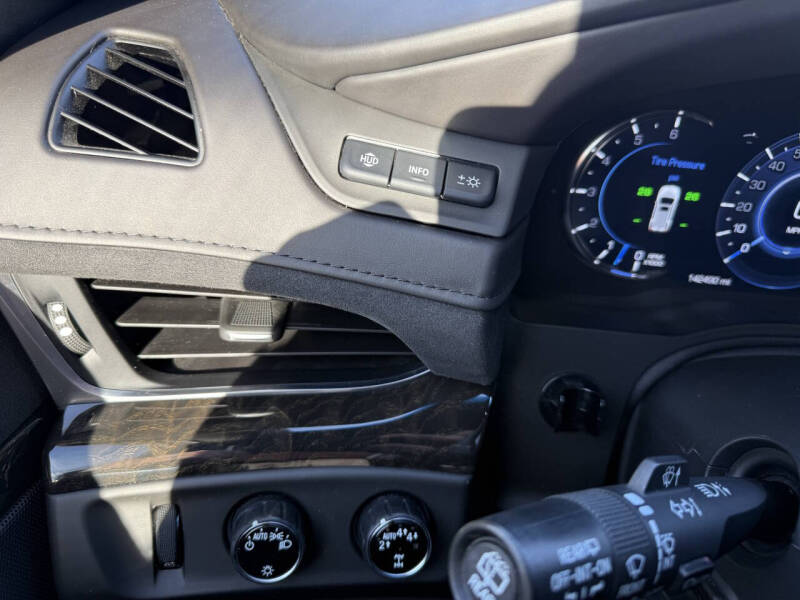 2020 Cadillac Escalade ESV Platinum