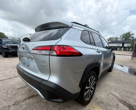 2025 Toyota Corolla Cross XLE
