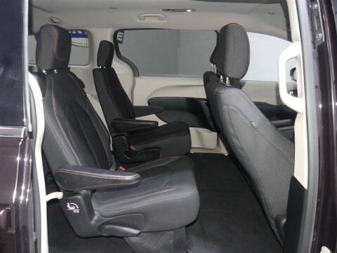 2018 Chrysler Pacifica LX