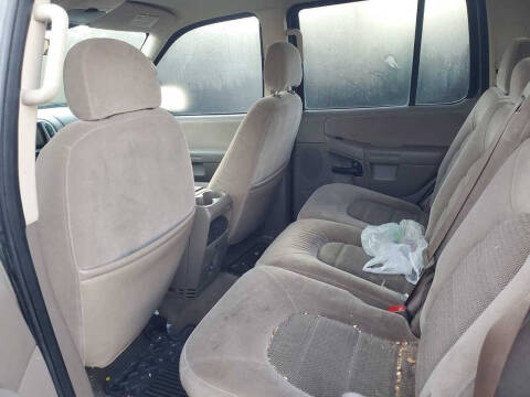 2005 Ford Explorer XLT