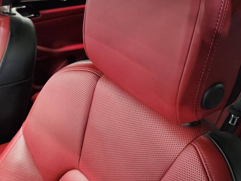 2023 Porsche Macan