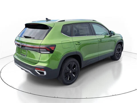 2025 Volkswagen Taos SE