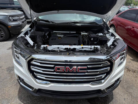 2024 GMC Terrain SLT