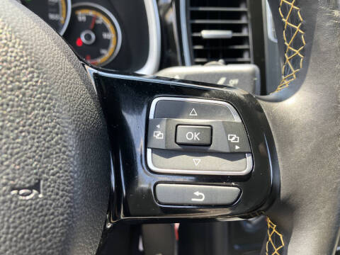 2016 Volkswagen Beetle 1.8T Dune PZEV