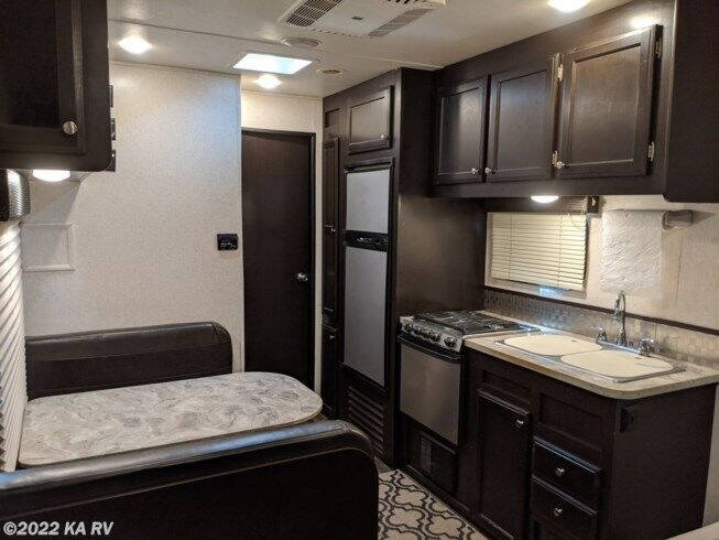 2017 Jayco 38’ Toy Hauler Octane 312 SL