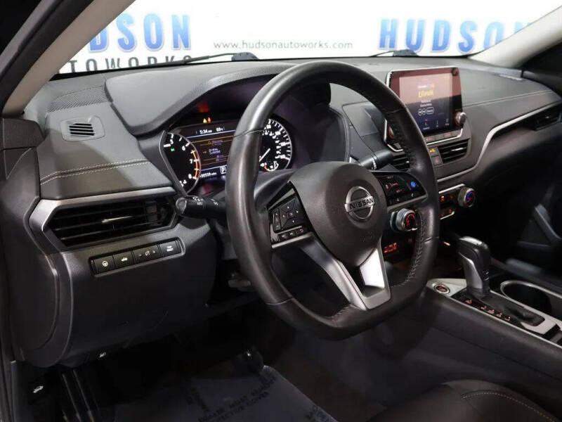 2022 Nissan Altima 2.5 SV