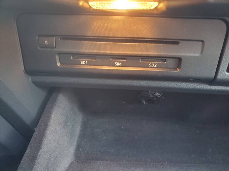 2018 Audi Q5 2.0T quattro Premium Plus