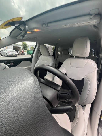 2020 Jeep Cherokee Latitude Plus