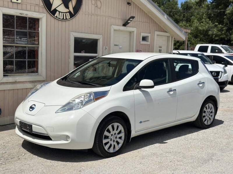 2015 Nissan LEAF S
