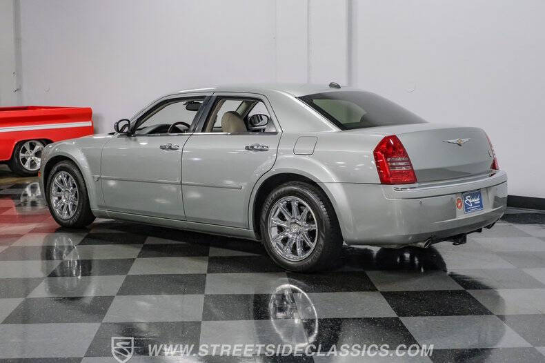 2005 Chrysler 300 C