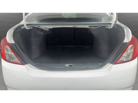 2017 Nissan Versa 1.6 SV