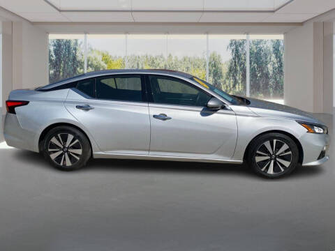 2020 Nissan Altima 2.5 SV