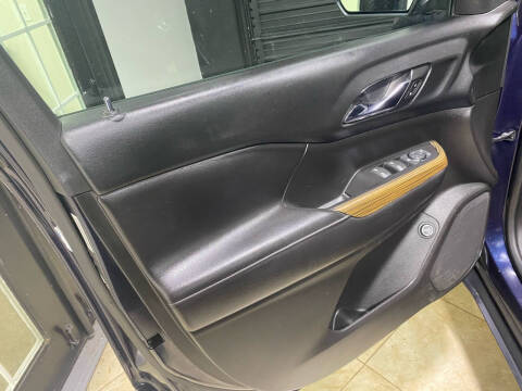 2017 GMC Acadia SLE-2