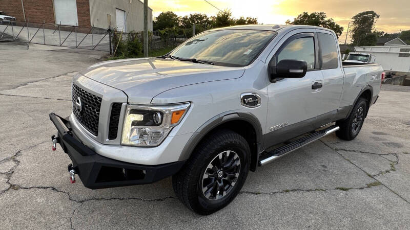 2017 Nissan Titan PRO-4X