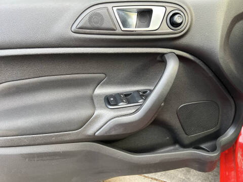 2014 Ford Fiesta SE