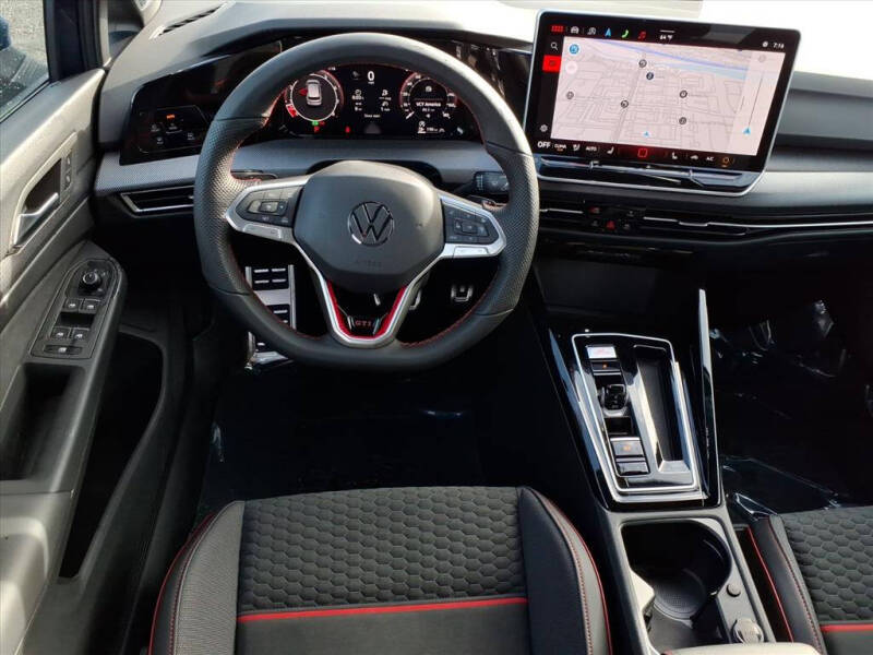 2026 Volkswagen Golf GTI SE