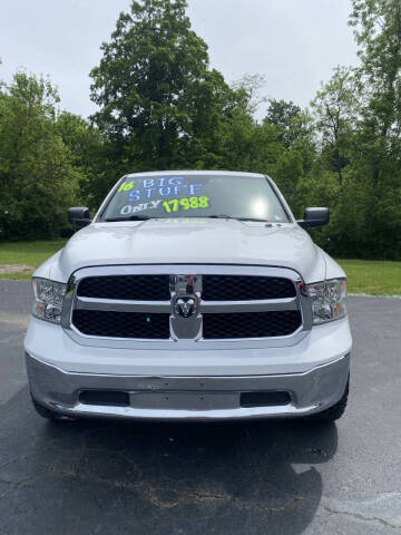 2016 RAM 1500 SLT